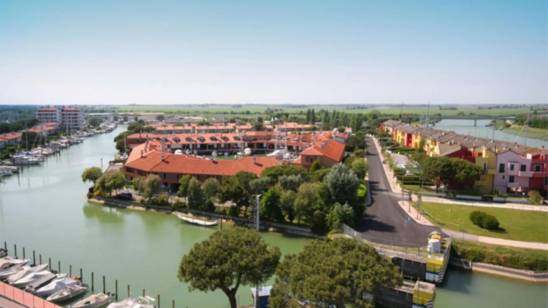 Cozy Flat With Terrace,180M From The Beach-Beahost Porto Santa Margherita di Caorle 0*,  Ιταλία